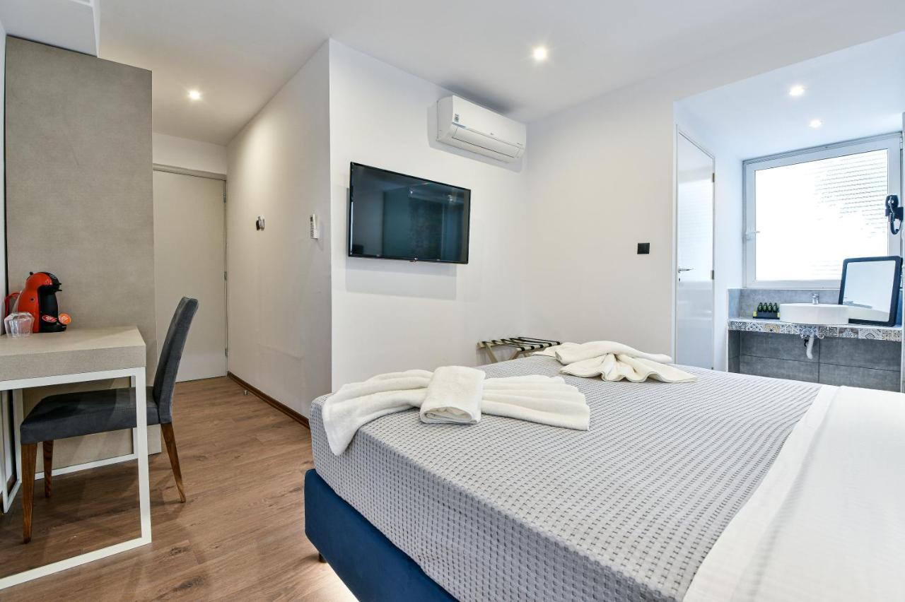 Aeolos Luxury Suites Athens Exterior photo